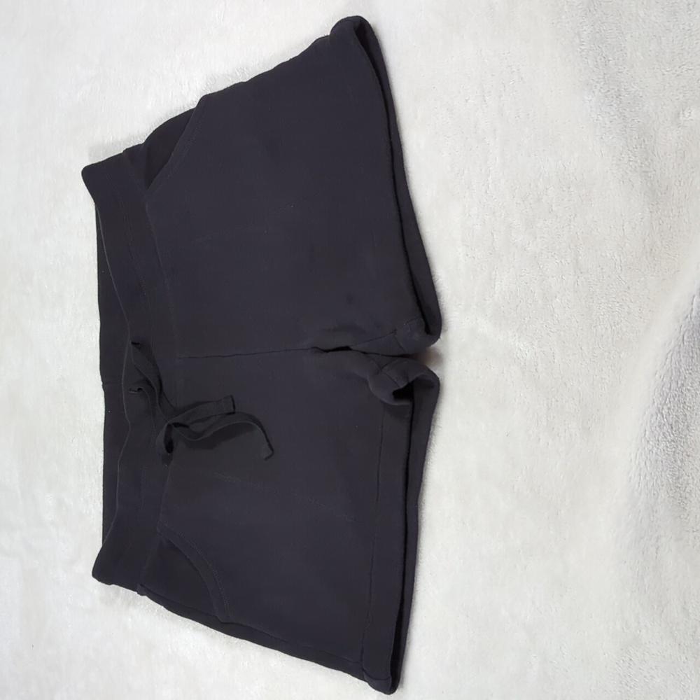 Sonoma S black shorts lk NEW